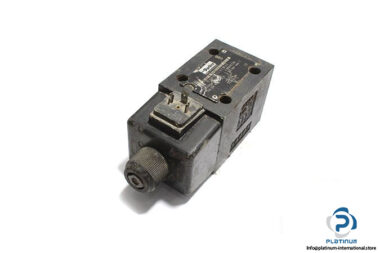 Parker-D3W002ENYW42-solenoid-operated-directional-valve