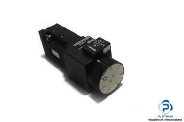 parker-PRTE10-pneumatic-time-delay-relay