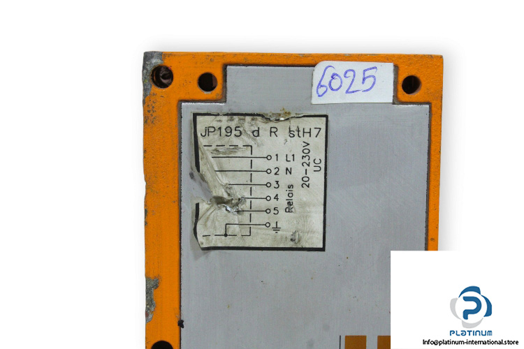pauly-JP195-D-R-STH7-photoelectric-sensor-used-2