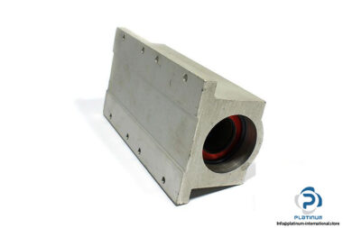 pbc-pwb24d-closed-twin-plain-bearing-pillow-block-1