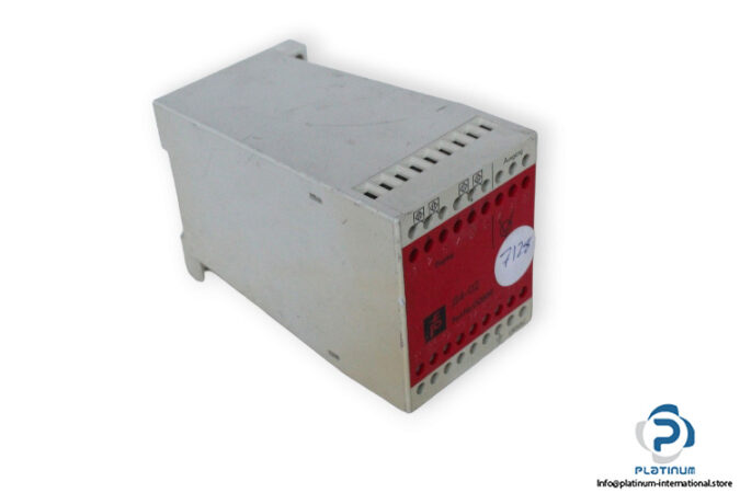 pepperl-fuchs-JS4-02-safety-relay-used