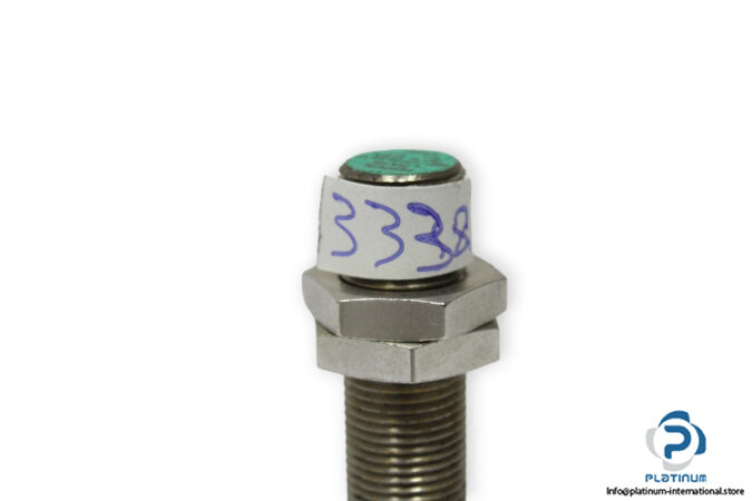 pepperl+fuchs-NBB4-12GM50-E2-V1-inductive-sensor-(used)-2