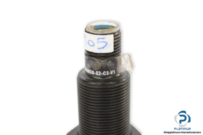 pepperl-fuchs-NBB5-18GM50-E2-C3-V1-inductive-sensor-(Used)-4