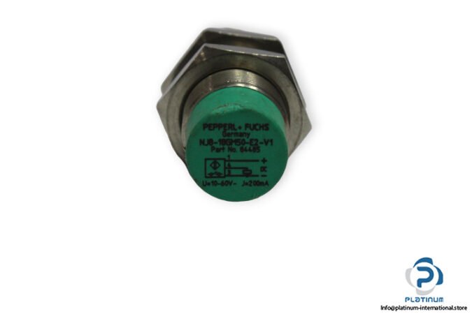 pepperl-fuchs-NJ8-18GM50-E2-V1-inductive-sensor-used-3