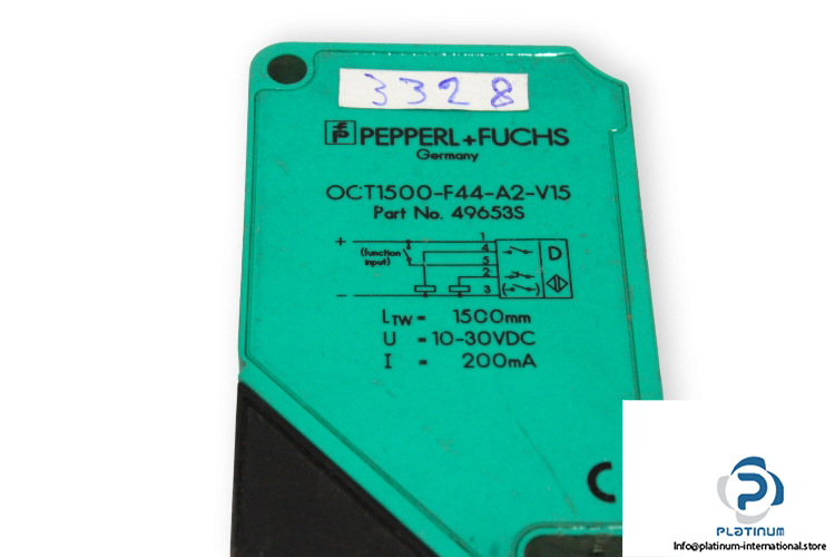 pepperl+fuchs-OCT1500-F44-A2-V15-retro-reflective-photoelectric-sensor-(used)-1