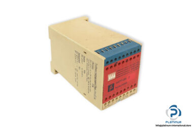 pepperl-fuchs-WE77-GR-02-safety-relay-(used)