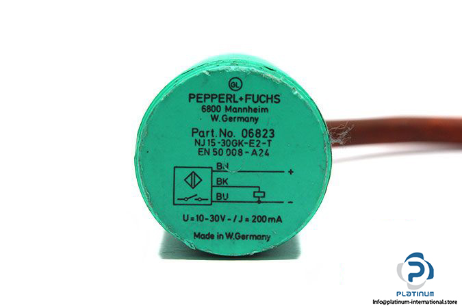 pepperl-fuchs-nj15-30gk-e2-t-inductive-sensor-1