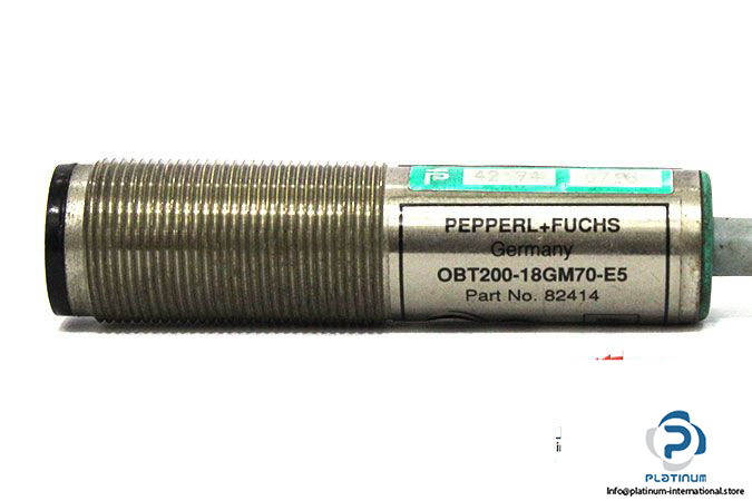 pepperl-fuchs-OBT200-18GM70-E5-diffuse-sensor-1