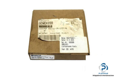 PEPPERLFUCHS-KSU-LL-IR-123746-FIBER-OPTIC-THROUGH-BEAM-SENSOR3_675x450.jpg