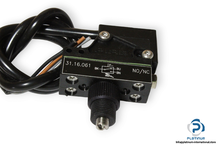 piab-3116061-vacuum-switch-new-2