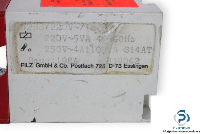 pilz-N2HS-safety-relay-(used)-1