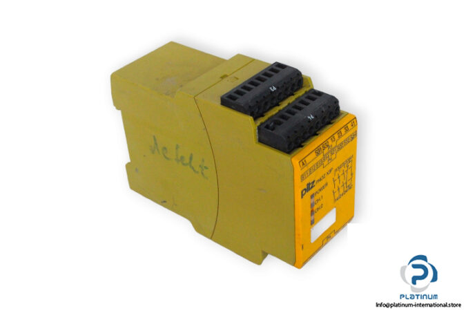 pilz-PNOZ-X3P-24VDC-24VAC-3N_O-1N_C-1SO-safety-relay-(used)