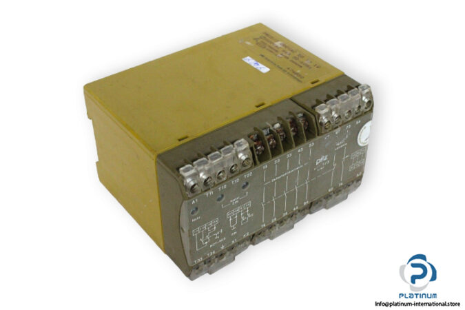 pilz-PNOZ_3-220VAC-5S-1O-1W-safety-relay-(used)