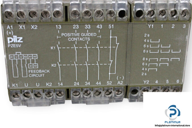 pilz-PZE-5V-8SEC-4S_1O-safety-relay-(used)-1