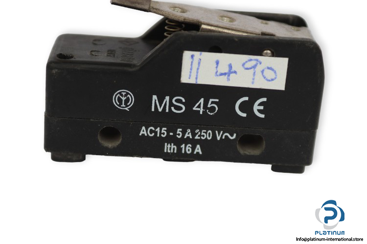 pizzato-MS-45-micro-switch-(Used)-1