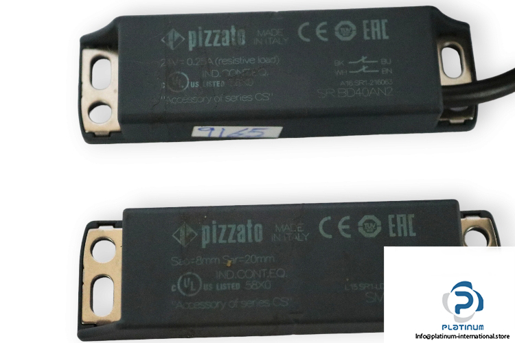 pizzato-SRBD40AN2-safety-magnetic-sensor-used-2