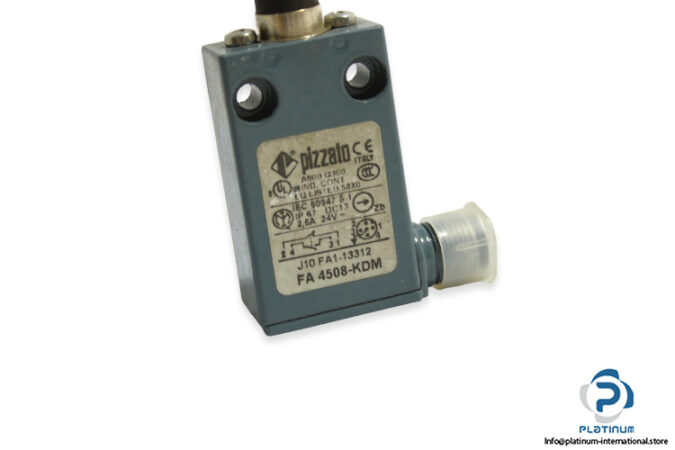 pizzato-fa-4508-kdm-position-switch-used-2