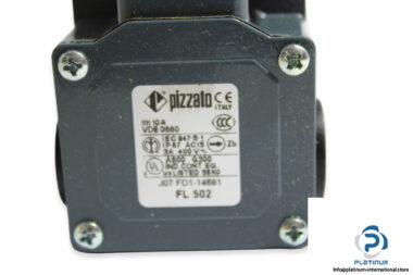 pizzato-fl-502-position-switch-1