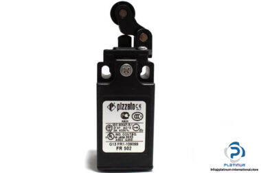 pizzato-fr-502-limit-switch-2