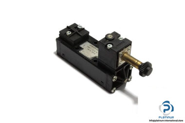 Pneumax-1011.52.3.9.M4P-single-solenoid-valve