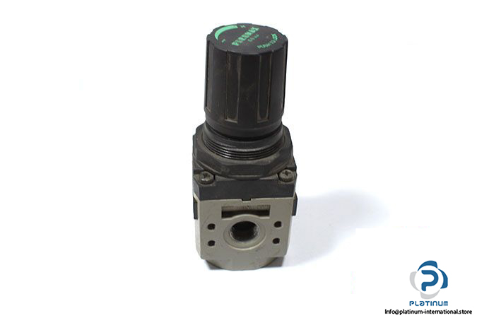 pneumax-17202b-c-pressure-regulator-1