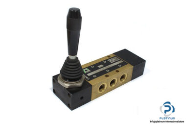 Pneumax-224.53.31.9.1_2-hand-lever-valve