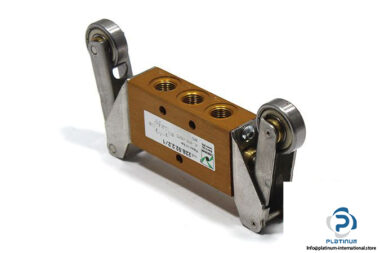 pneumax-228.52.2.2_1-roller-lever-valve