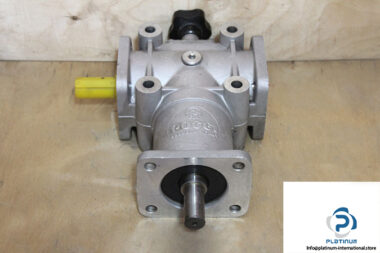 poggi-A2019R1-1-2-ways-reversing-gearbox