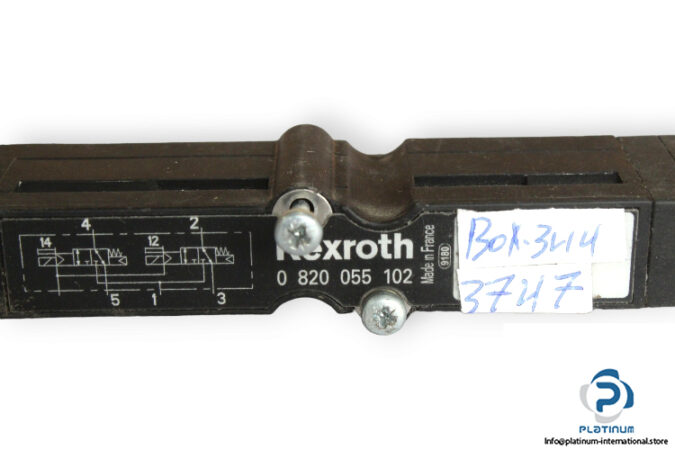 rexroth-0-820-055-102-2-X-3_2-directional-valve-used-2