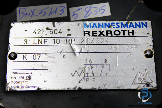 rexroth-R900421604-directional-control-valve-used-2