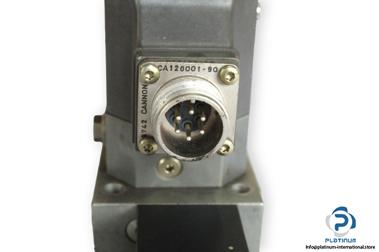 rexroth-R900465895-directional-servo-valve-used-2