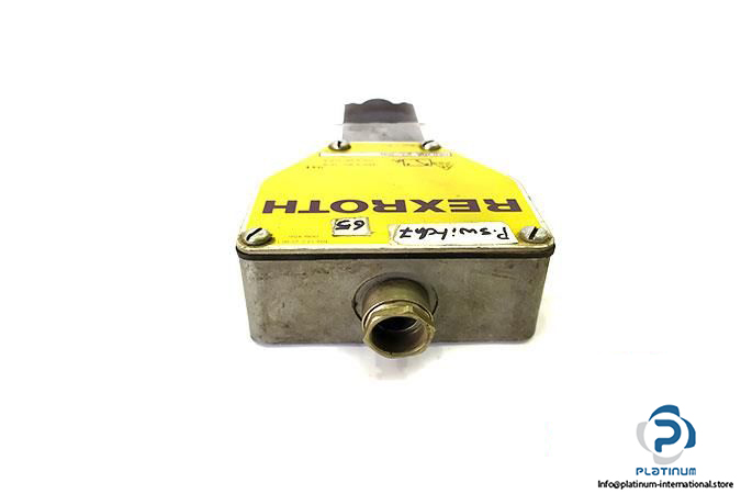REXROTH-HED-1-OA-23-350-PISTON-TYPE-PRESSURE-SWITCH3_675x450.jpg