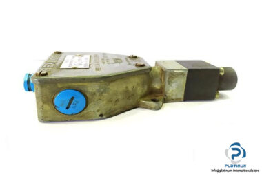 REXROTH-HED-1-OA-40100-EXFHV-PISTON-TYPE-PRESSURE-SWITCH3_675x450.jpg