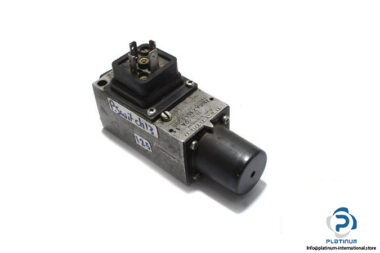 rexroth-HED-4-OA-11_100-A-Z15-L220-S-piston-type-pressure-switch