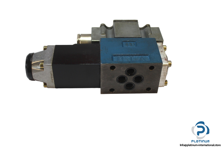 rexroth-r900475752-directional-control-valve-3
