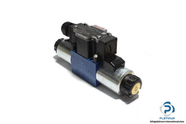 Rexroth-R900546816-solenoid-operated-directional-valve
