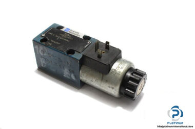 rexroth-R900561291-solenoid-operated-directional-control-valve-used