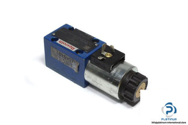 Rexroth-R900570133-solenoid-operated-directional-valve