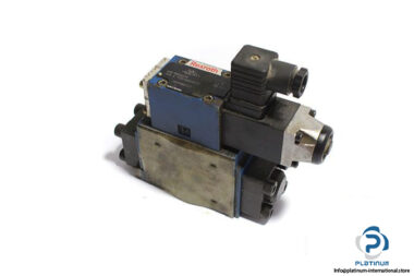 Rexroth-R900587913-pilot-operated-directional-valve