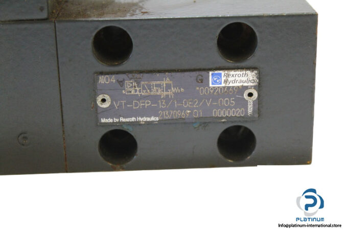 rexroth-r900920669-proportional-directional-valve-1