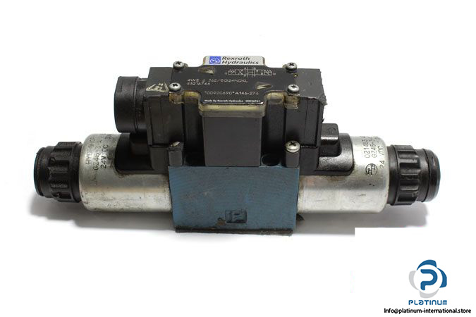rexroth-r900920690-directional-control-valve-used-2