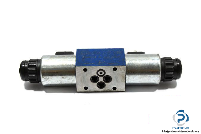rexroth-r900924597-solenoid-operated-directional-valve-3