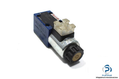 Rexroth-R900938773-solenoid-operated-directional-valve
