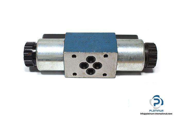 rexroth-r900953570-solenoid-operated-directional-valve-1