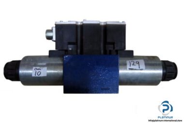 REXROTH-R900954083-43-WAY-PROPORTIONAL-DIRECTIONAL-VALVE-DIRECT-OPERATED-WITHOUT-ELECTRICAL-POSITION-FEEDBACK_675x450.jpg