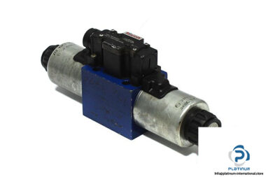 rexroth-R900963559-solenoid-operated-directional-valve