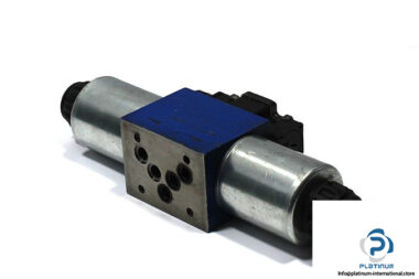 rexroth-r900964345-solenoid-operated-directional-valve-1