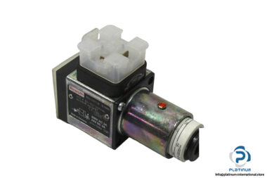 rexroth-R901107128-piston-type-pressure-switch
