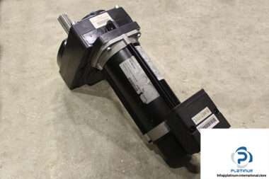 rm-materials-handling-mf06lb100-132g80008e-ip55-servo-motor-1