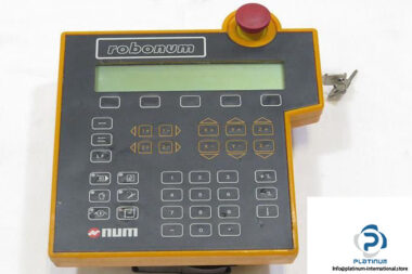 ROBONUM-HAND-CONTROL-PANEL-_675x450.jpg